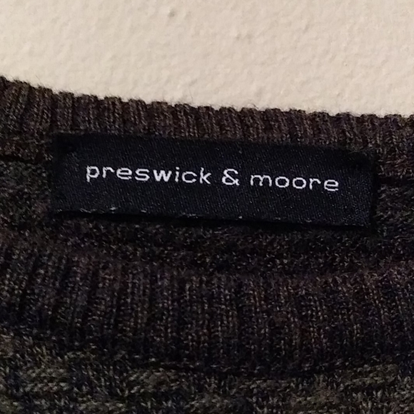 Oversized Sweater - Picture 4 of 5